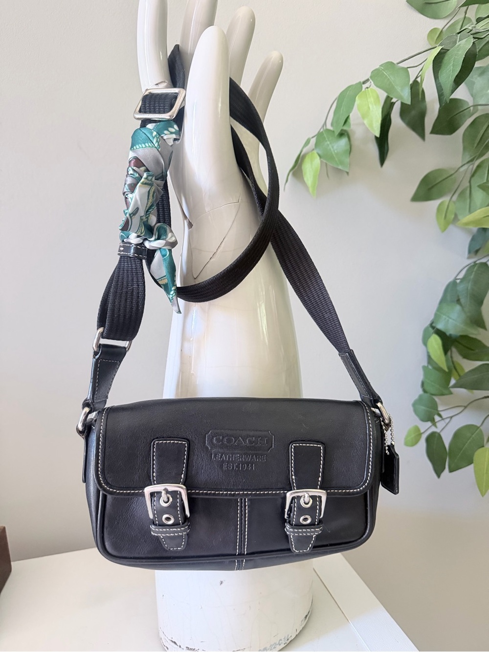 Vintage 2004 Coach Bleecker Leather Shoulder Bag Y2K